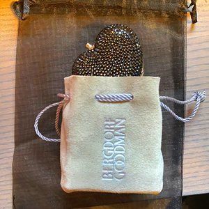 Luxury heartshaped pill box. Unused. Bergdorf Goodman.